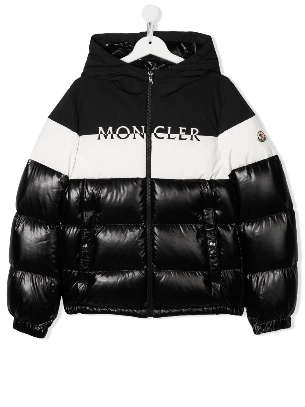 

Moncler Enfant chamarra capitonada con logo estampado - Negro