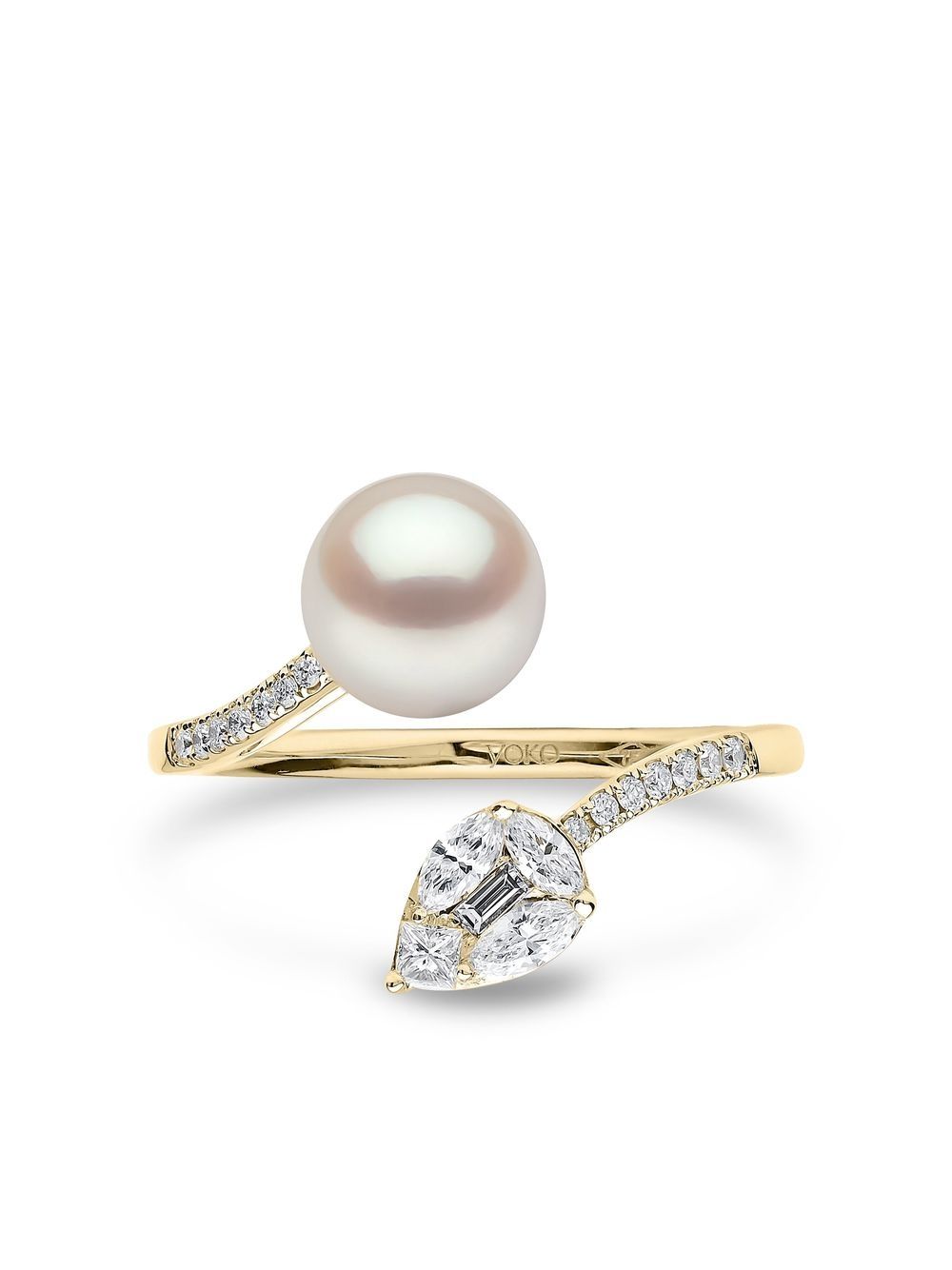 18kt yellow gold Starlight pearl and diamond ring