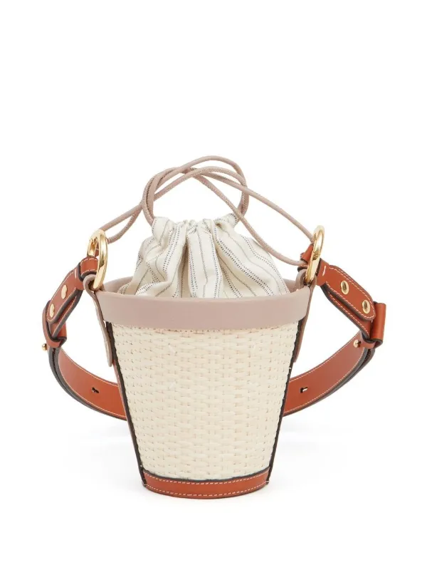 【関税&送料込み】Maison Margiela Fire Bucket Woven-Raffia Maison Margiela Fire Woven Bucket Bag | Neutrals | FARFETCH VN