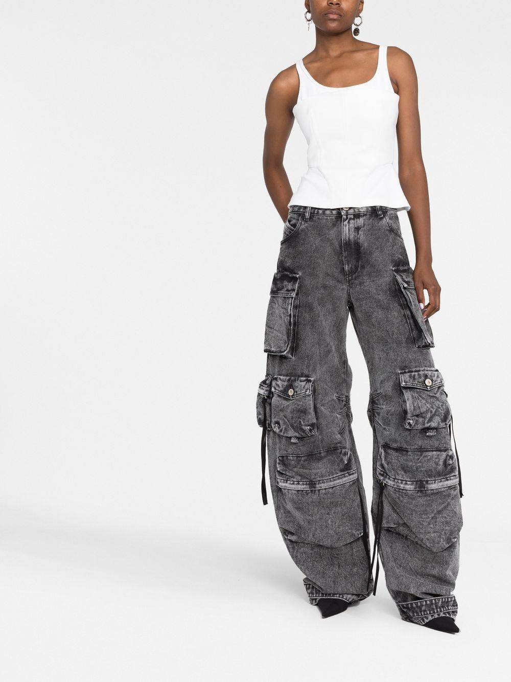 oversize cargo-pocket jeans