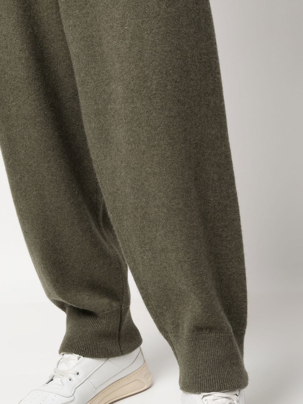 Extreme Cashmere N°56 Yogi Cashmere Tapered Trousers - Farfetch