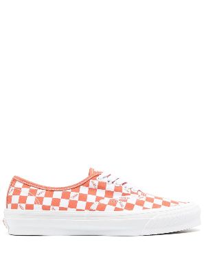 Vans vault authentic on sale orange