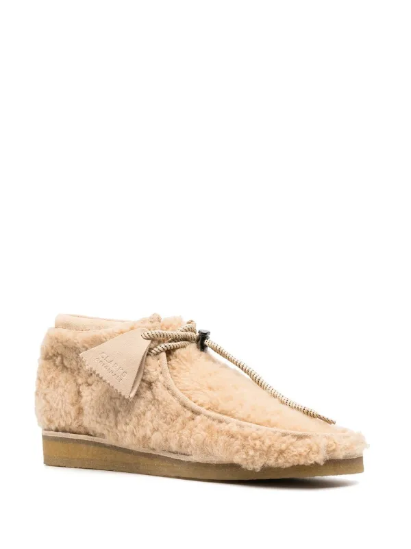 Zichzelf roltrap Supermarkt Moncler x Clarks® Originals Wallabee Ankle Boots - Farfetch