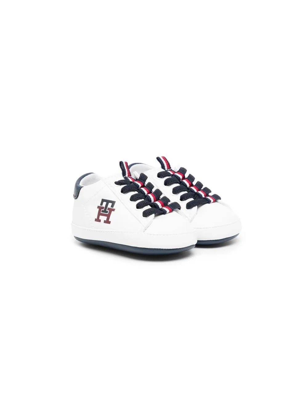 

Tommy Hilfiger Junior tenis con detalle del logo bordado - Blanco