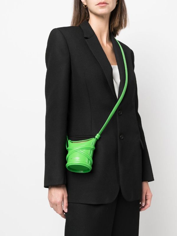 Alexander McQueen Small Curve Bucket Bag - Farfetch