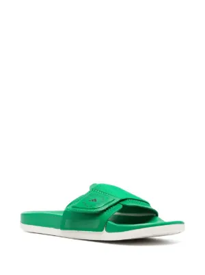 ステラマッカートニーのビーチサンダル adidas by Stella McCartney（アディダス・バイ・ステラ