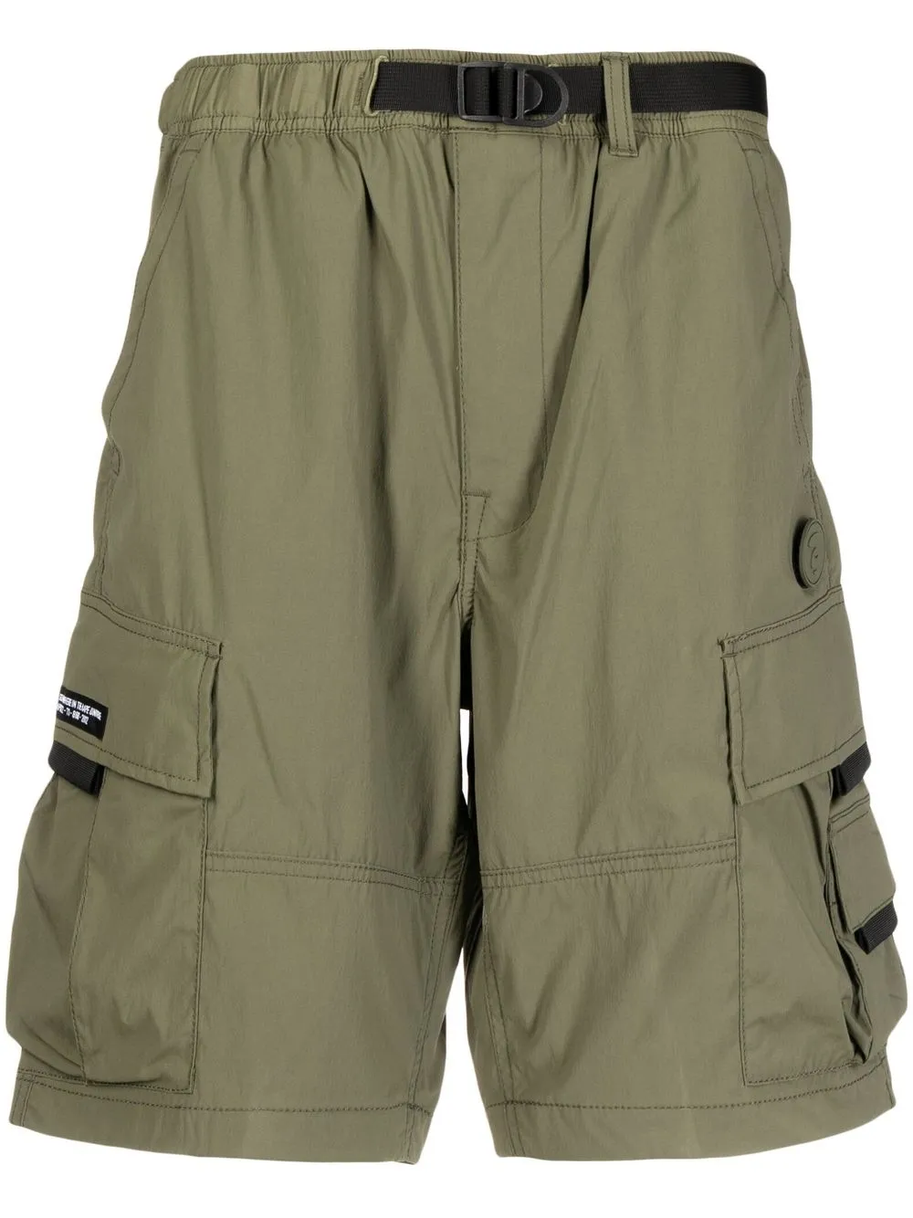 

AAPE BY *A BATHING APE® logo-patch cargo shorts - Green