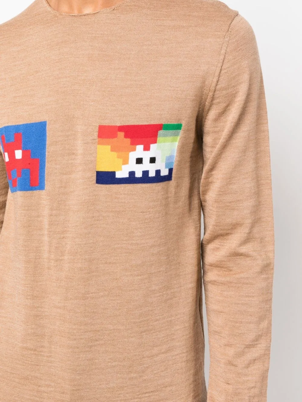 graphic-print round-neck jumper