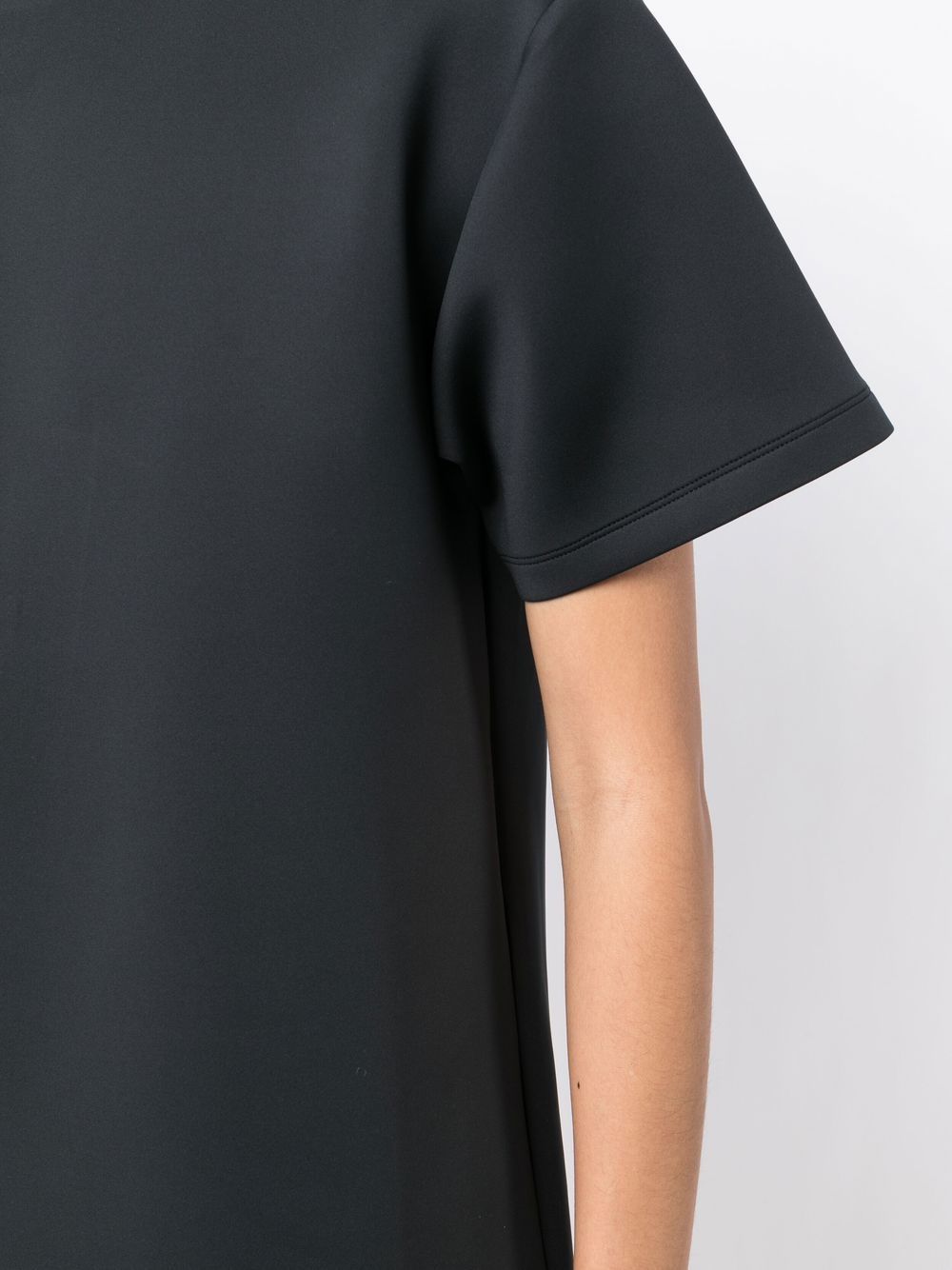 Shop Cynthia Rowley Drop-shoulder Short-sleeved T-shirt In Black