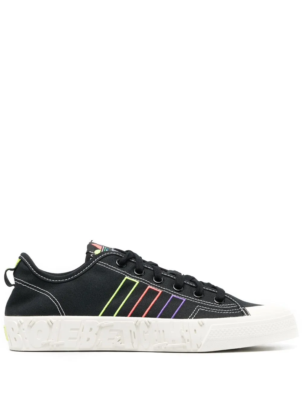 

adidas tenis bajos con agujetas - Negro