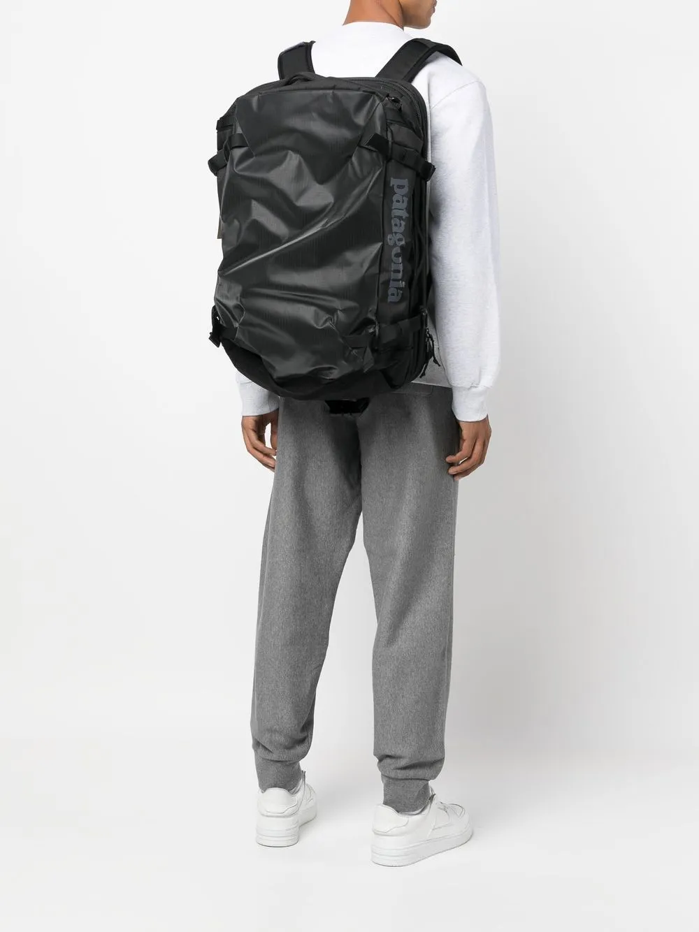 Patagonia logo-print recycled polyester backpack | Image 2