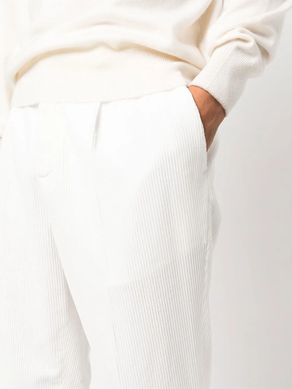Brunello Cucinelli Off-centre Fastening Chinos In Weiss
