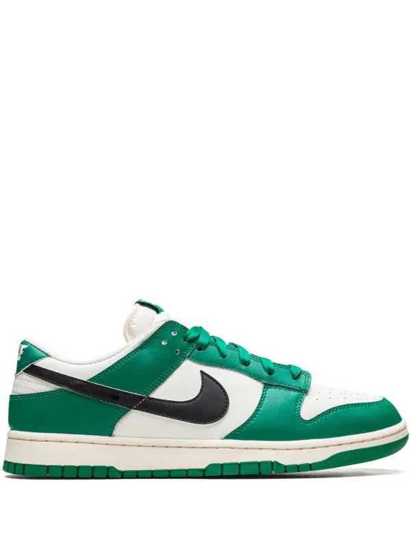 White on sale green nike