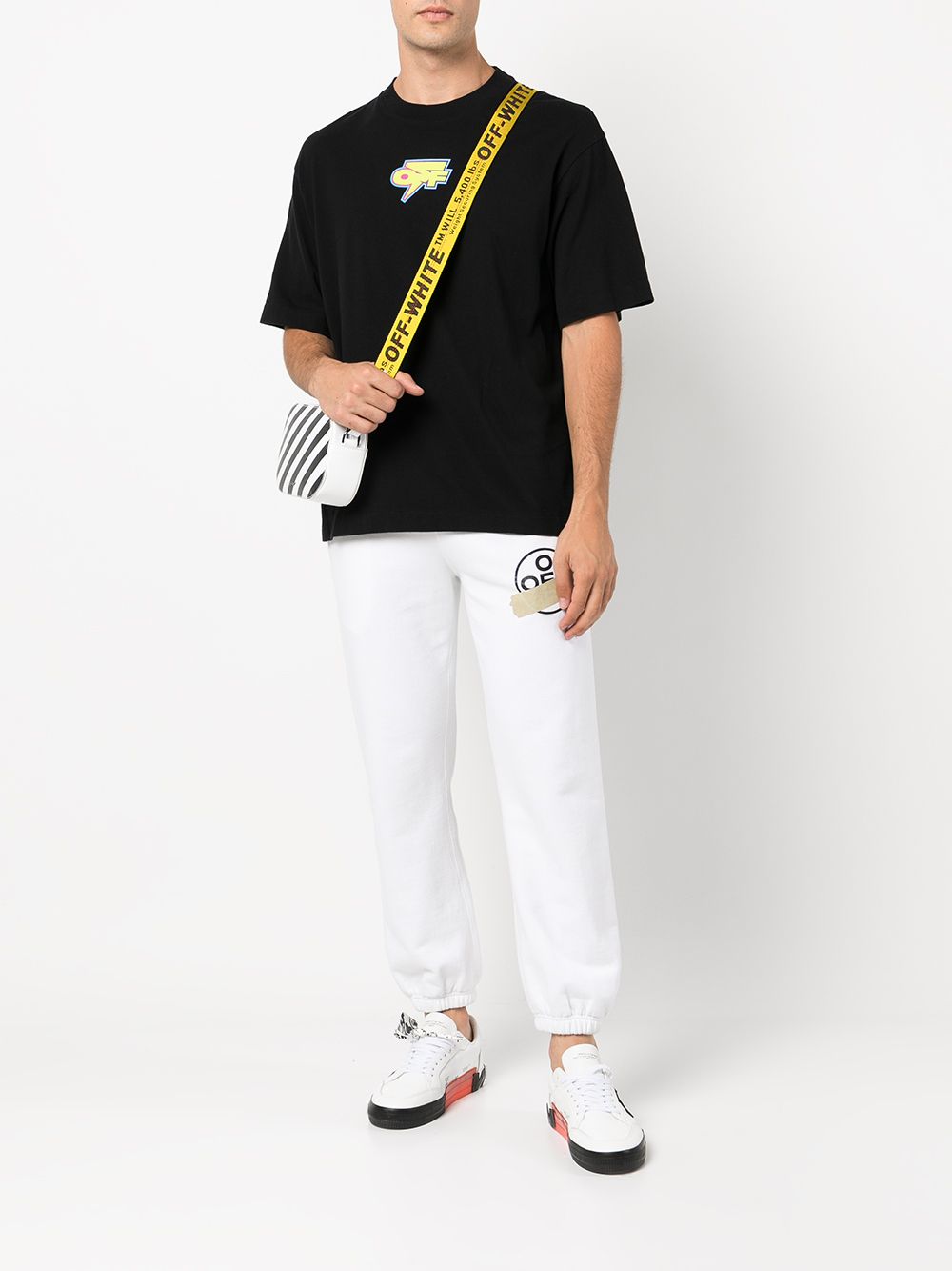 Off-White T-shirt met logoprint - Zwart