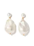 Mateo 14kt yellow gold pearl drop earring