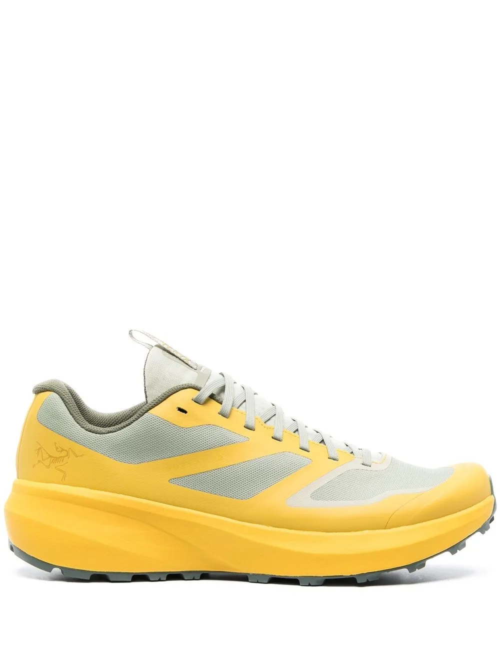 

Arc'teryx colour-block trainers - Yellow