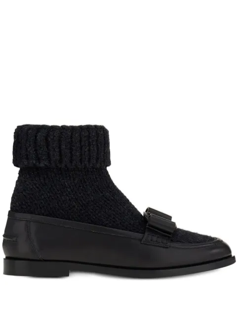 Ferragamo Vara 蝴蝶结袜式乐福鞋