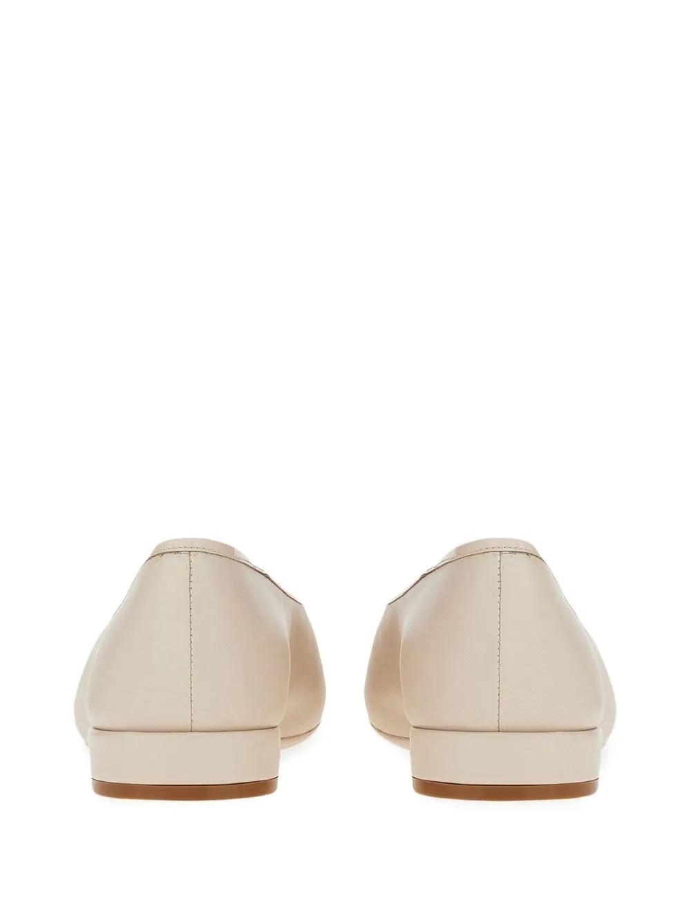 Ferragamo Ballerina's met chunky gesp BONE