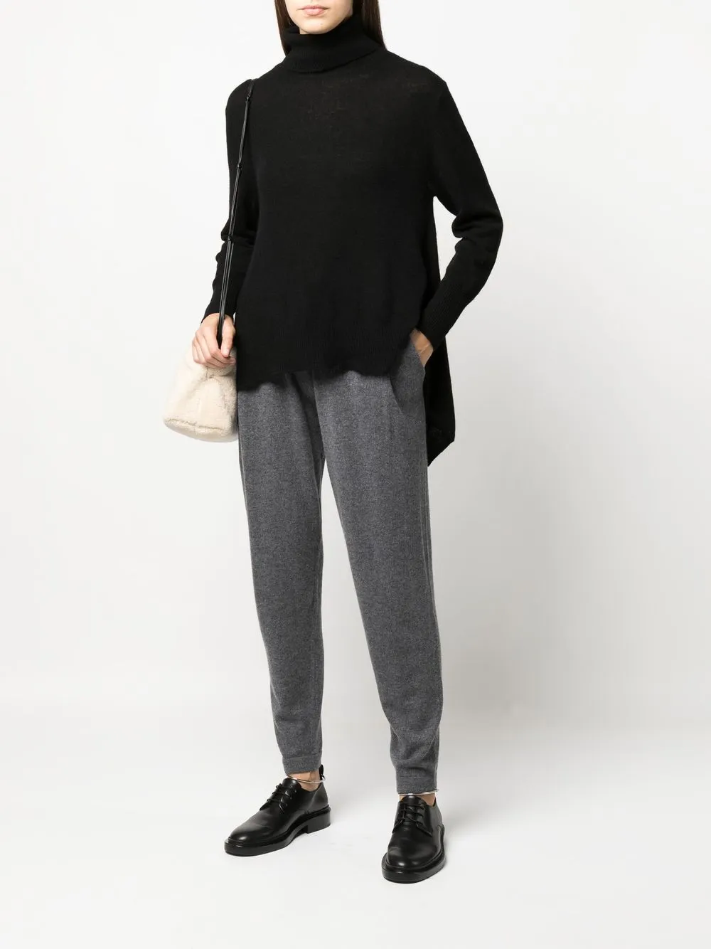 Lisa Yang tapered-leg cashmere trousers | Knitted Trousers | Image 2