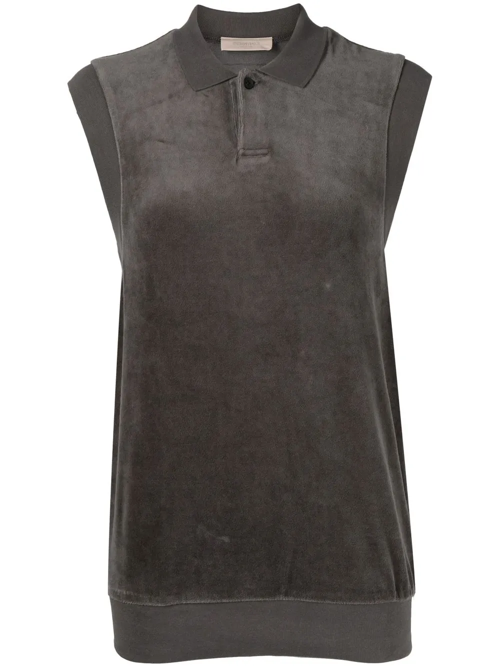 

FEAR OF GOD ESSENTIALS playera tipo polo sin mangas con parche del logo - Gris