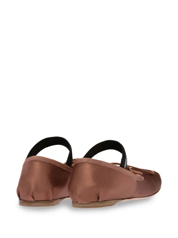 Louis Vuitton pre-owned round-toe ballerina shoes