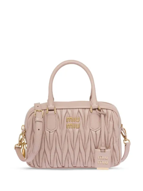 Miu Miu 皮质马特拉塞凸纹手提包 
