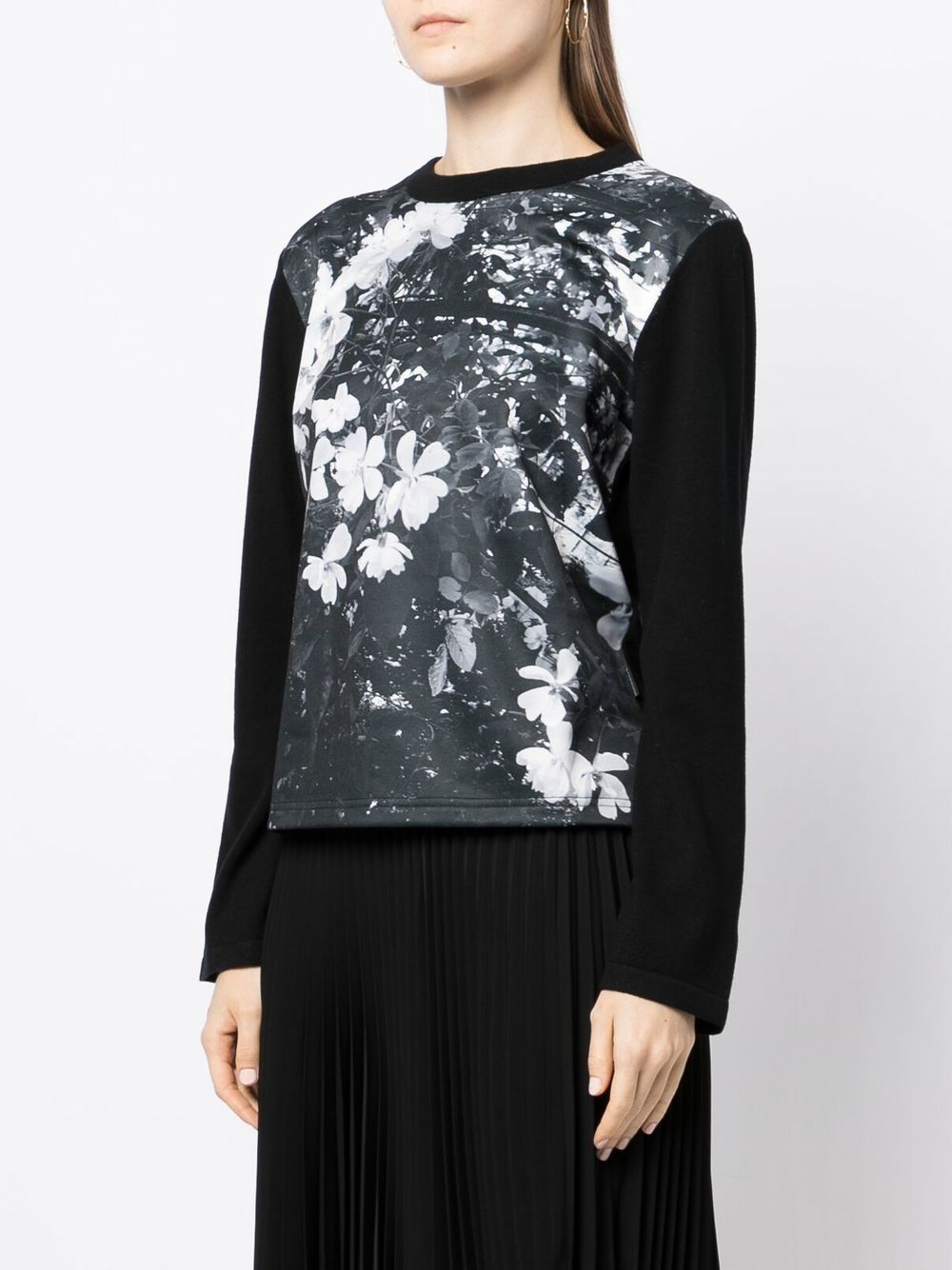 Shop Agnès B. Photograph-print Knitted Top In 黑色