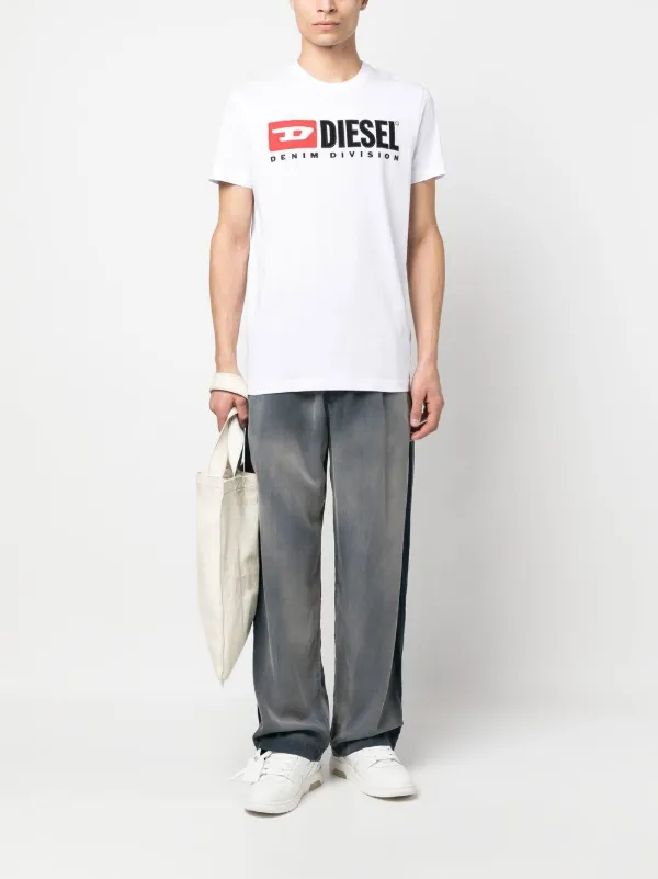 Diesel T-Diegor-Div logo-embroidered T-shirt - Farfetch