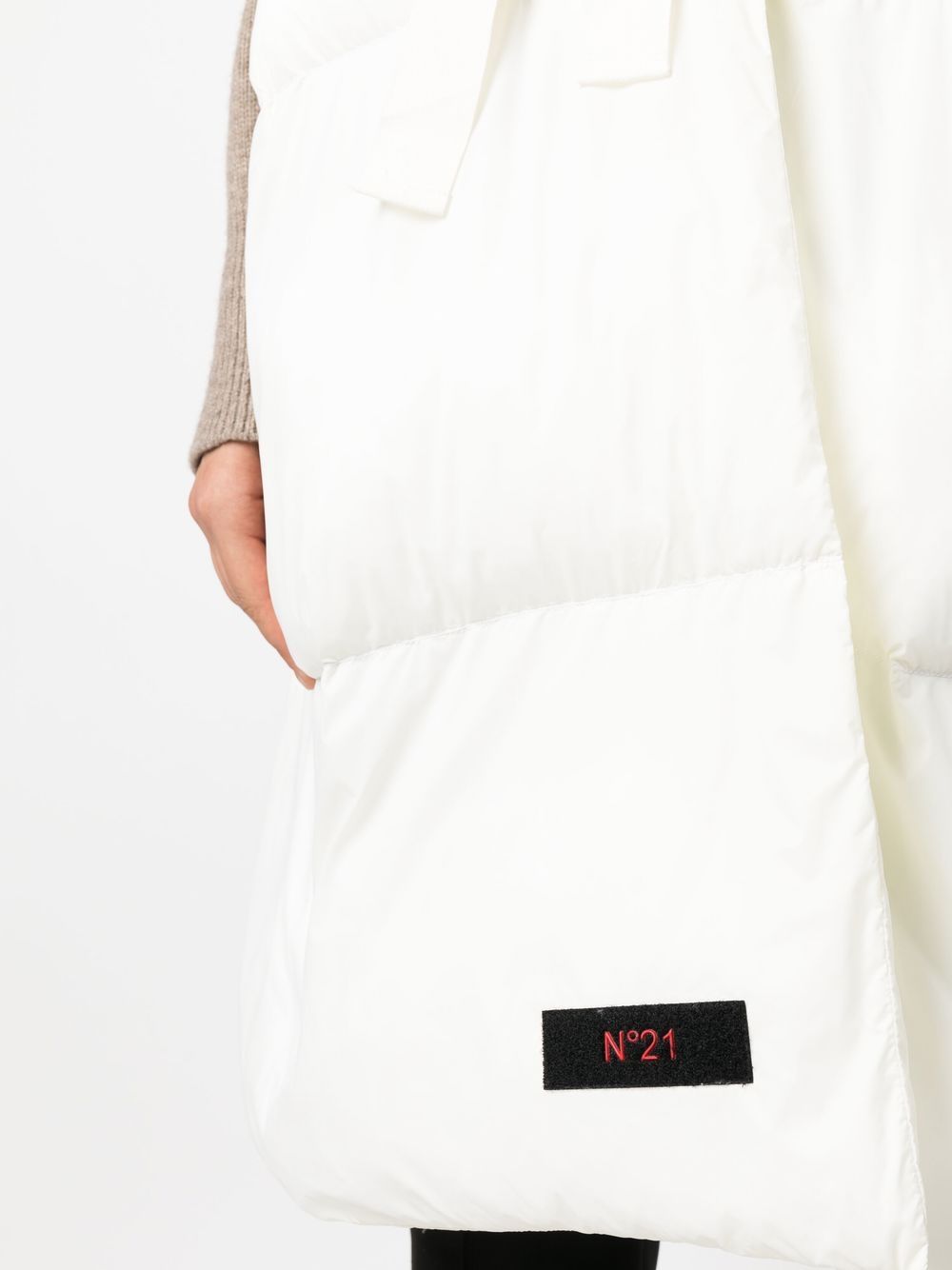 Shop N°21 Padded Long Scarf In White