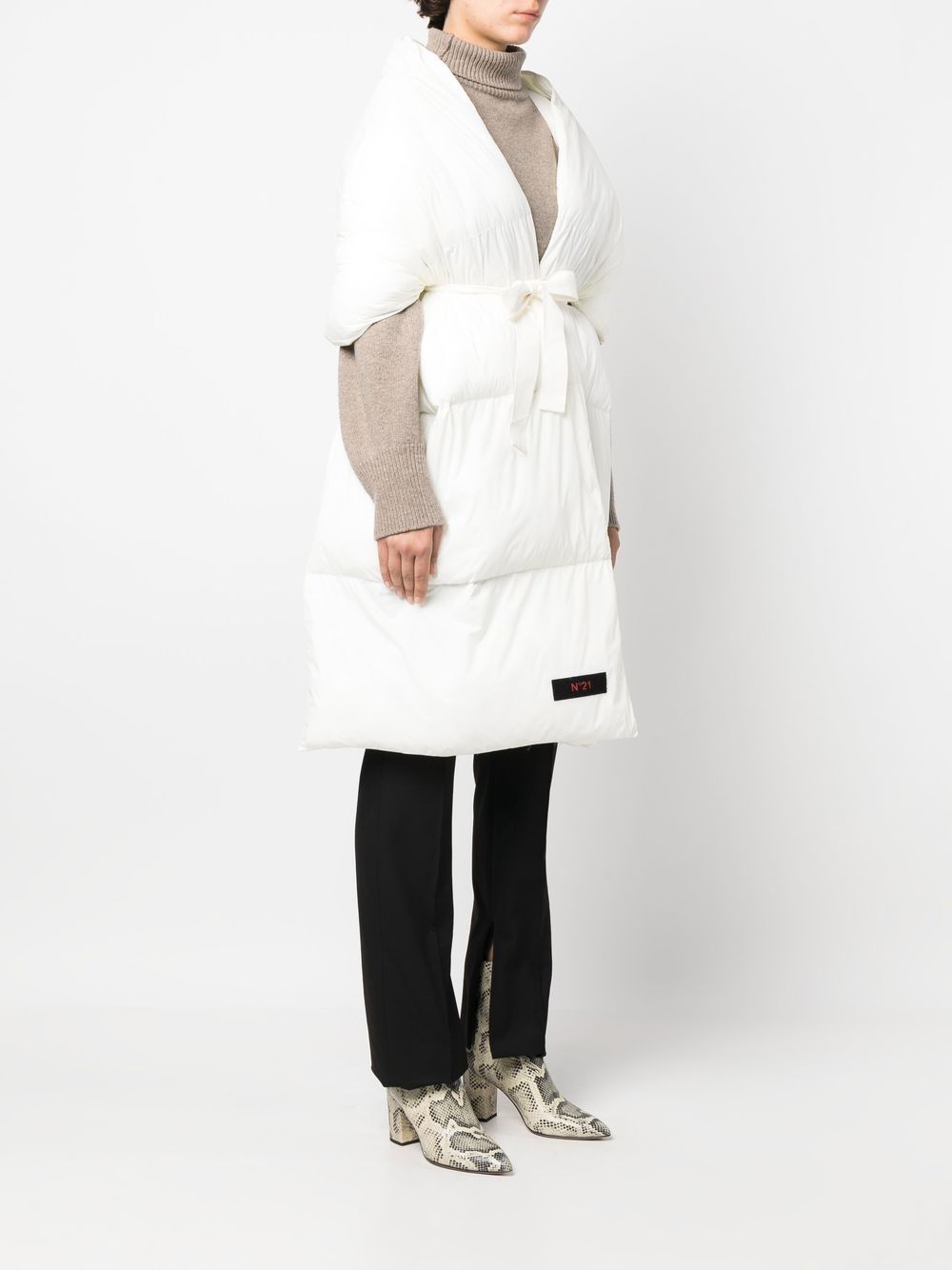 Shop N°21 Padded Long Scarf In White