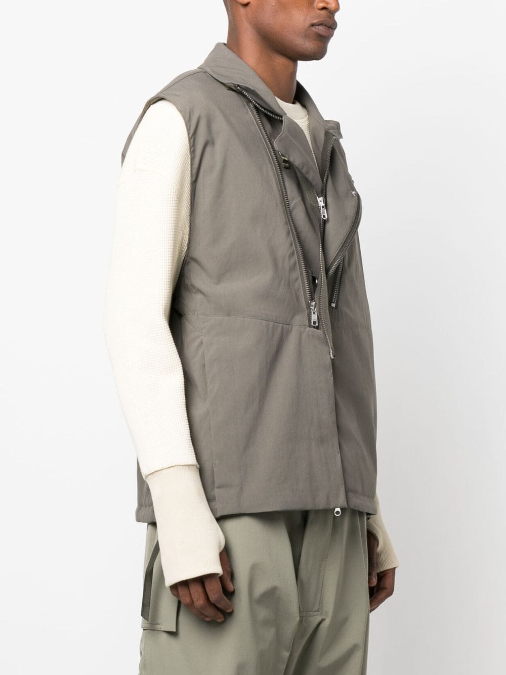 Khaki V68-m Vest In Grey