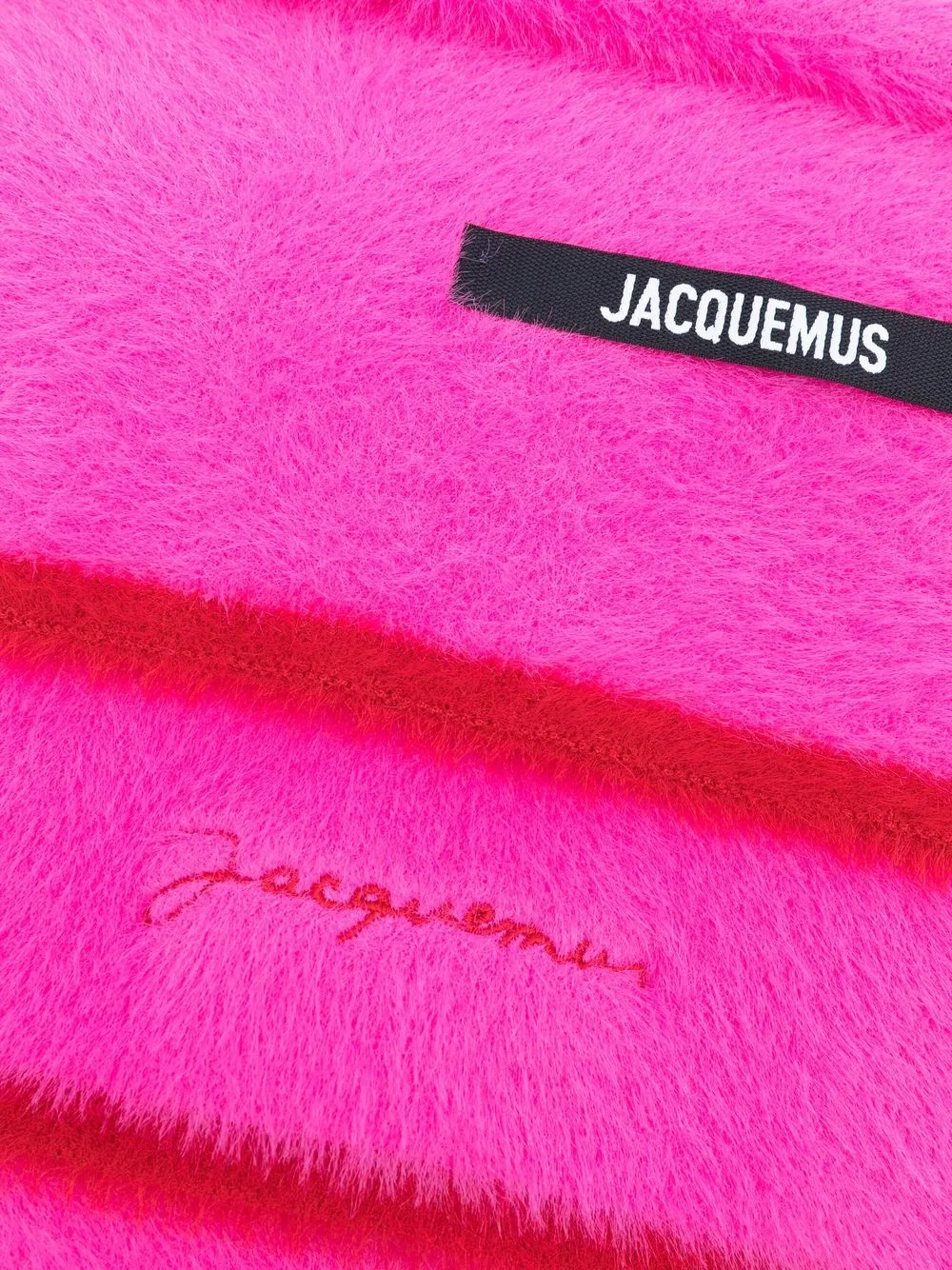 Jacquemus Textured Logo-embroidered Scarf In Rosa