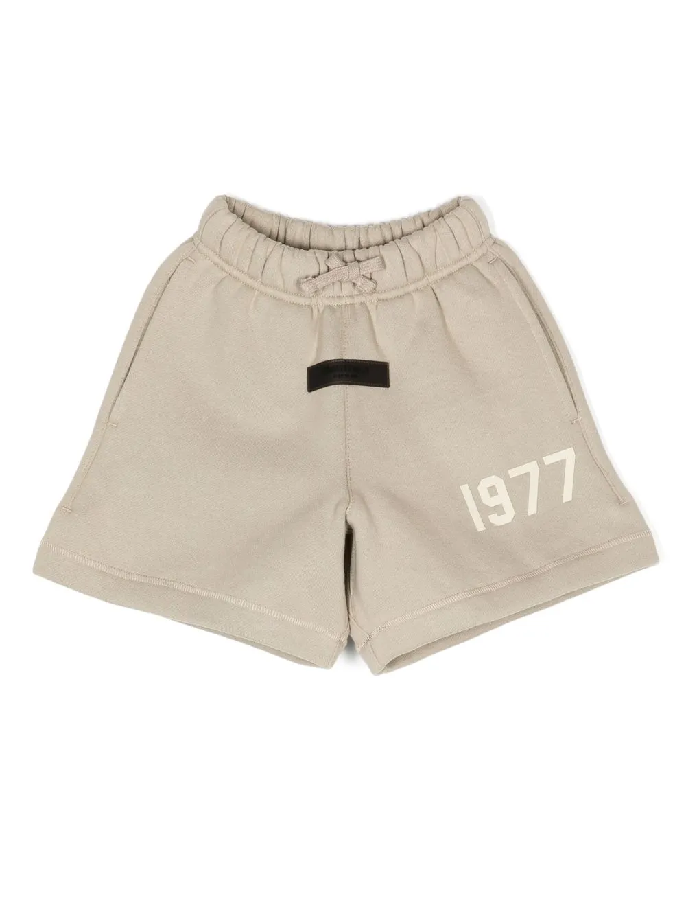 

FEAR OF GOD ESSENTIALS shorts con parche del logo - Gris