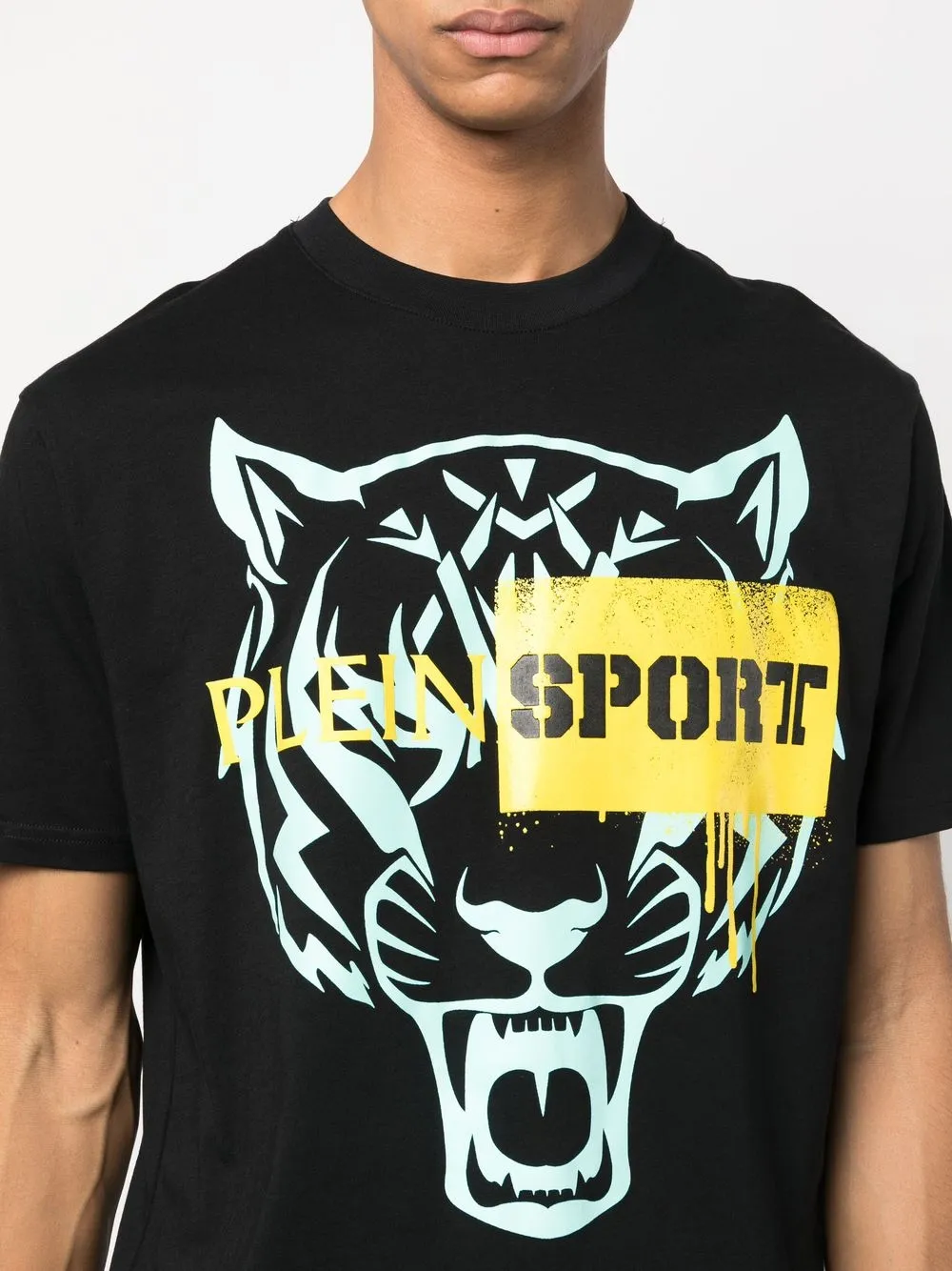 Plein Sport Tiger-print Short-sleeved T-shirt In Black