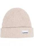 GANNI logo-patch ribbed beanie - Neutrals
