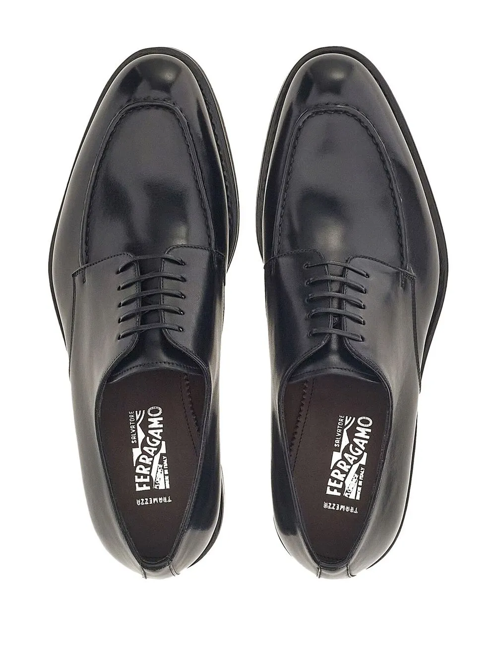 Ferragamo Leren derby schoenen Zwart