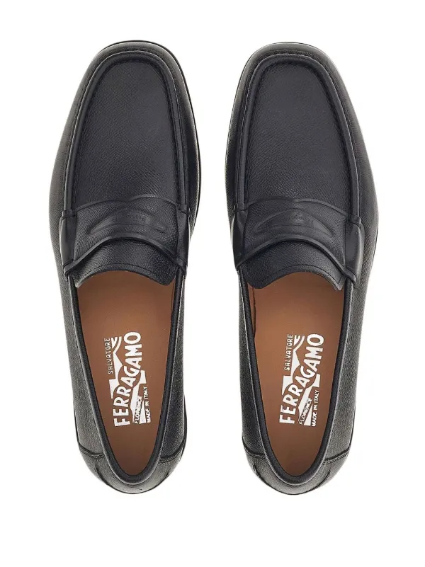 フエラガモ　靴 Ferragamo Chunky Leather Penny Loafers | Black | FARFETCH