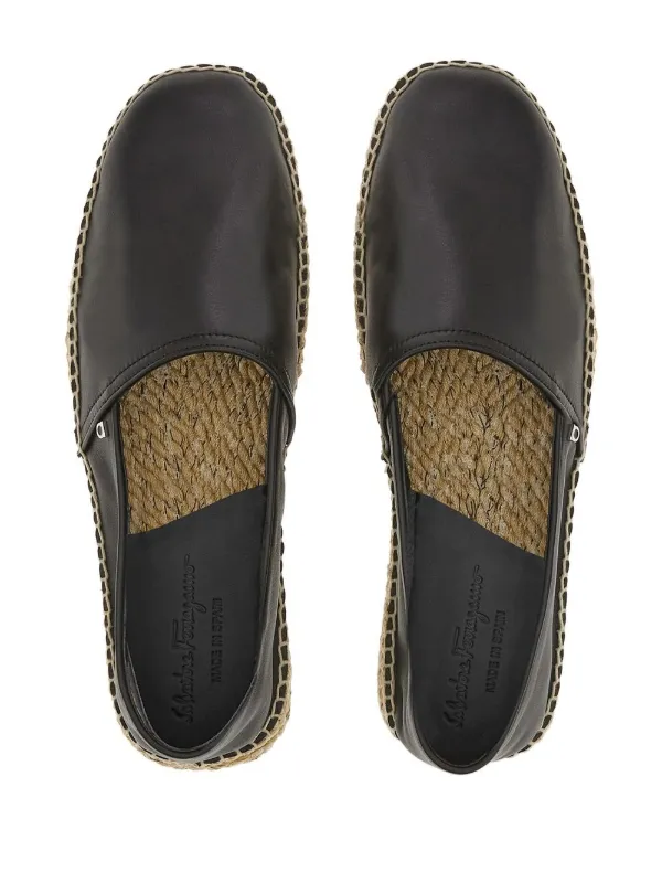 Ferragamo ガンチーニバックル レザーエスパドリーユ | ブラック