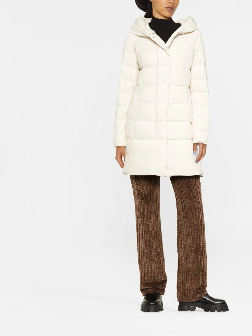 Woolrich zip-fastening padded coat | Down Jackets | Image 2