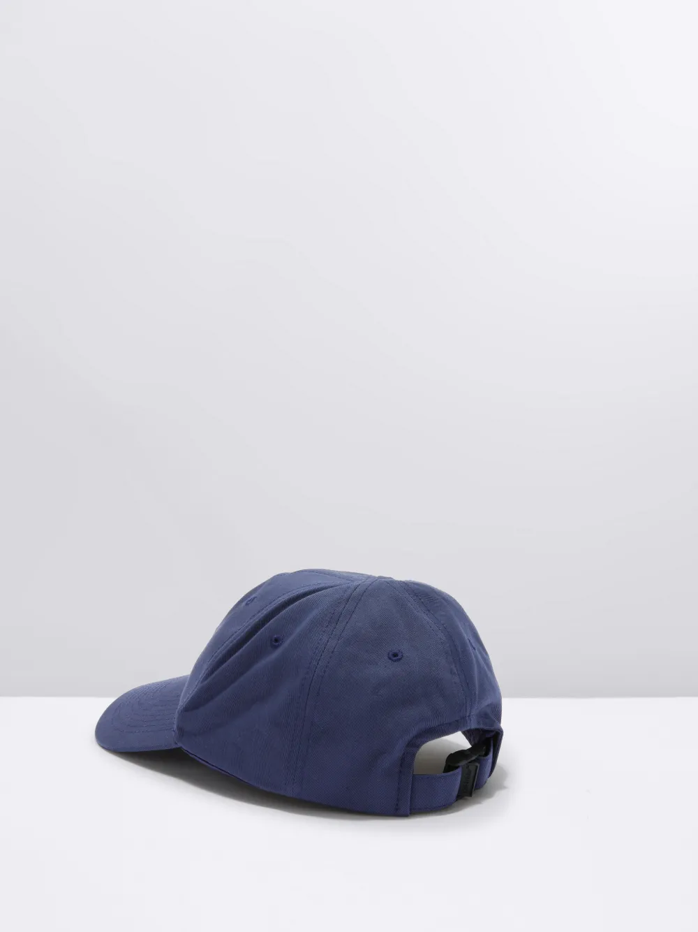 Off-White™ c/o Sal Barbier