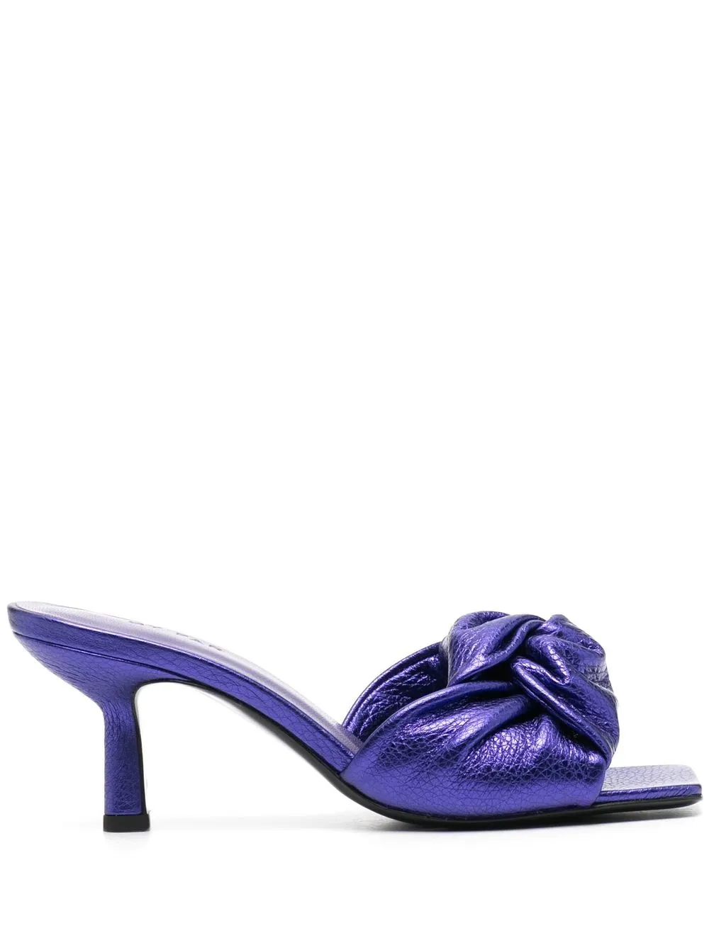 

BY FAR sandalias con detalle fruncido - Morado