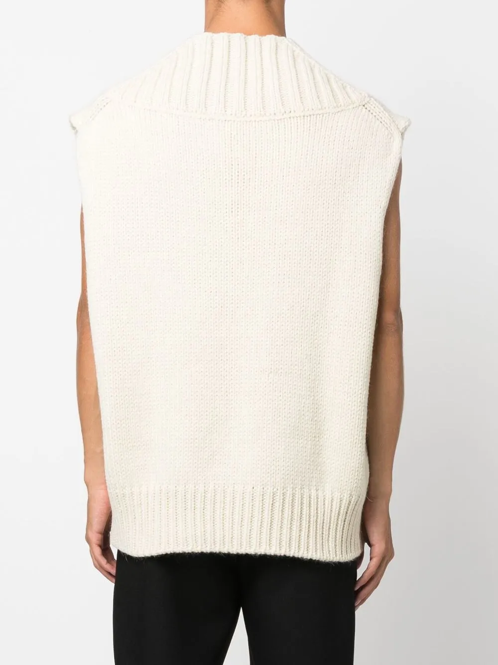 V-neck Sleeveless Sweater In White