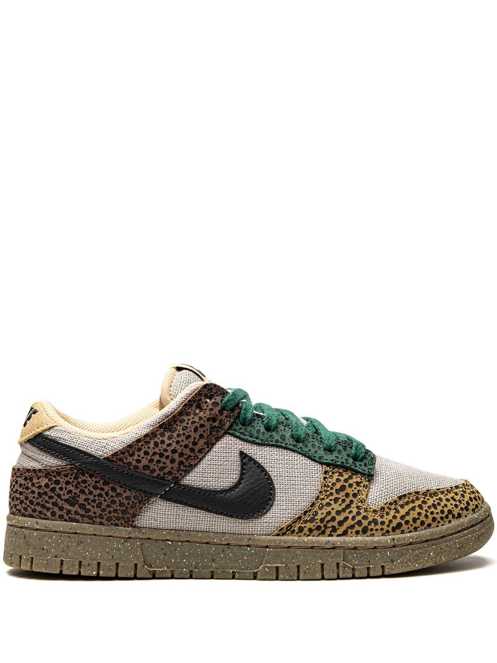 Nike Dunk Low Safari Trainer In Cacao  Wow/off Noir-gorge Green-golden Moss-gum Lt