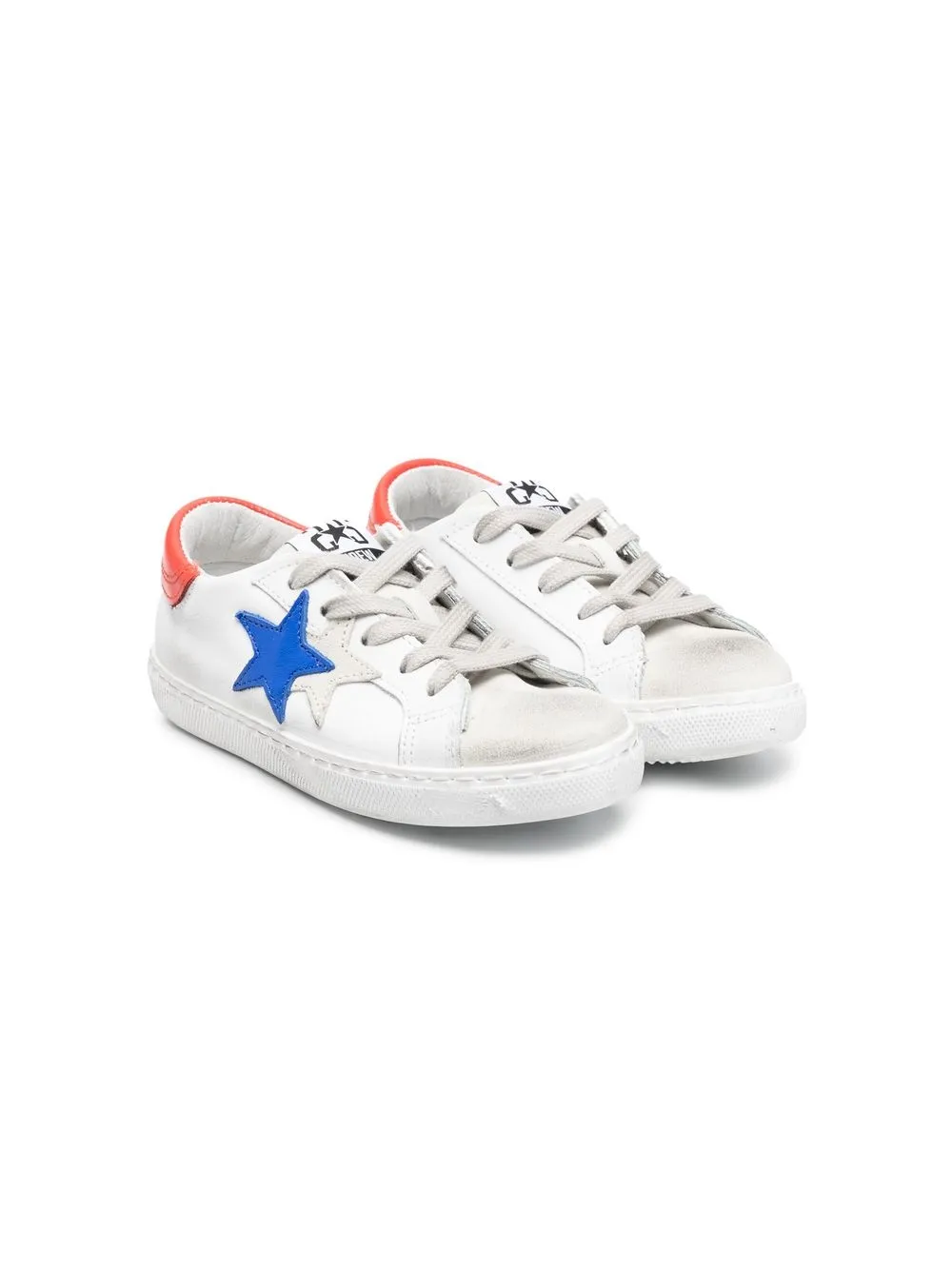 

2 Star Kids tenis con agujetas y parche de estrella - Blanco