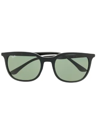 Ray-Ban