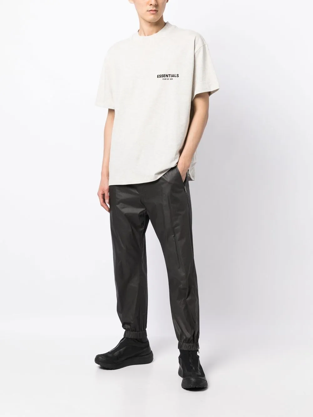 

FEAR OF GOD ESSENTIALS logo-print cotton T-shirt - Grey