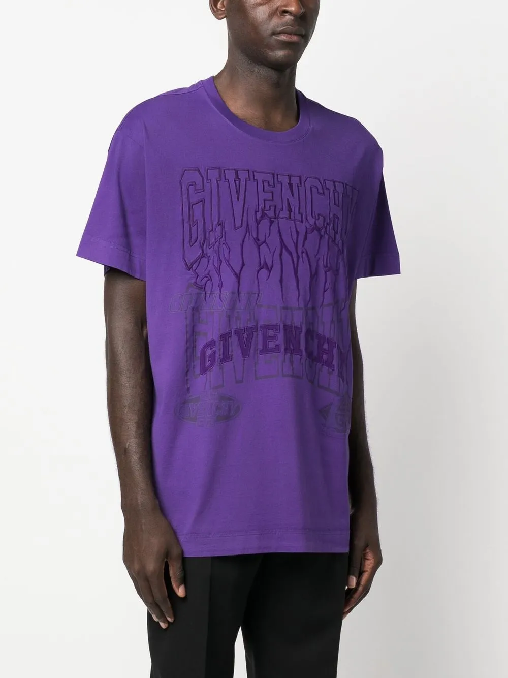 Givenchy T-shirt met geborduurd logo Paars