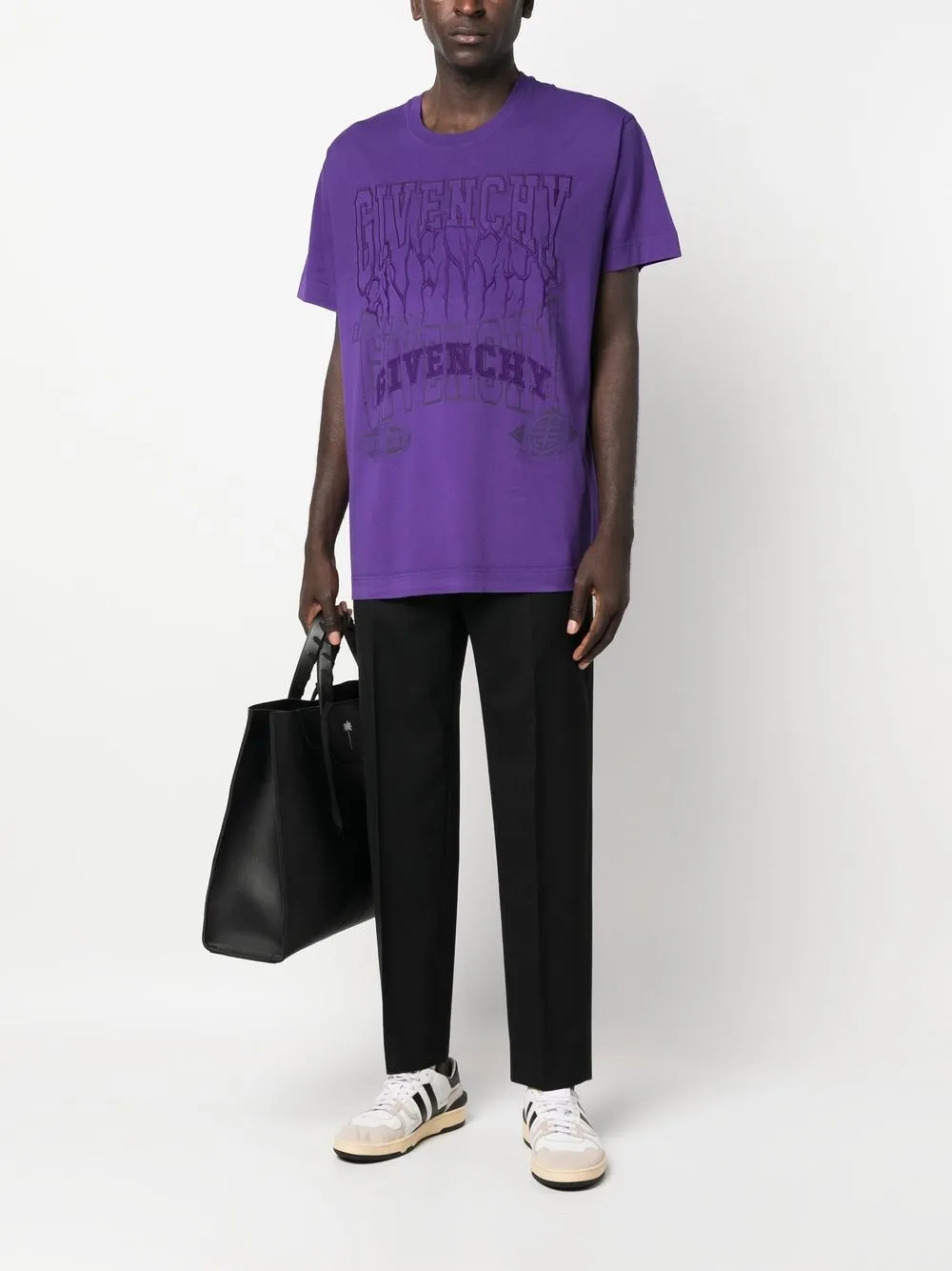 Givenchy T-shirt met geborduurd logo Paars