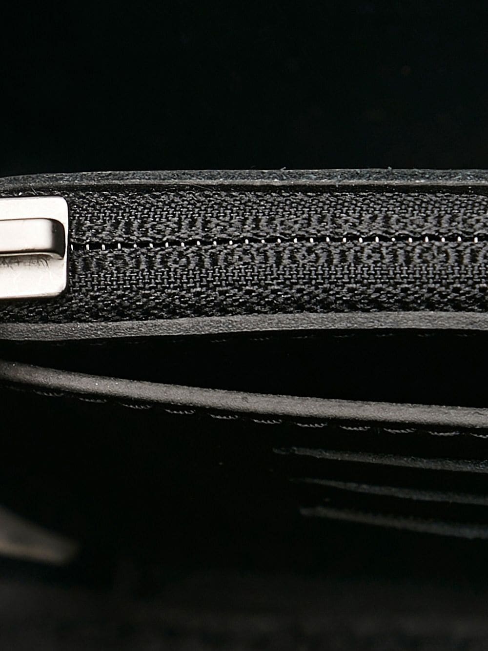 Louis Vuitton Pre-owned Horizon Clutch Bag - Black