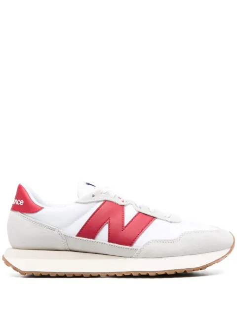 New Balance logo-patch lace-up sneakers